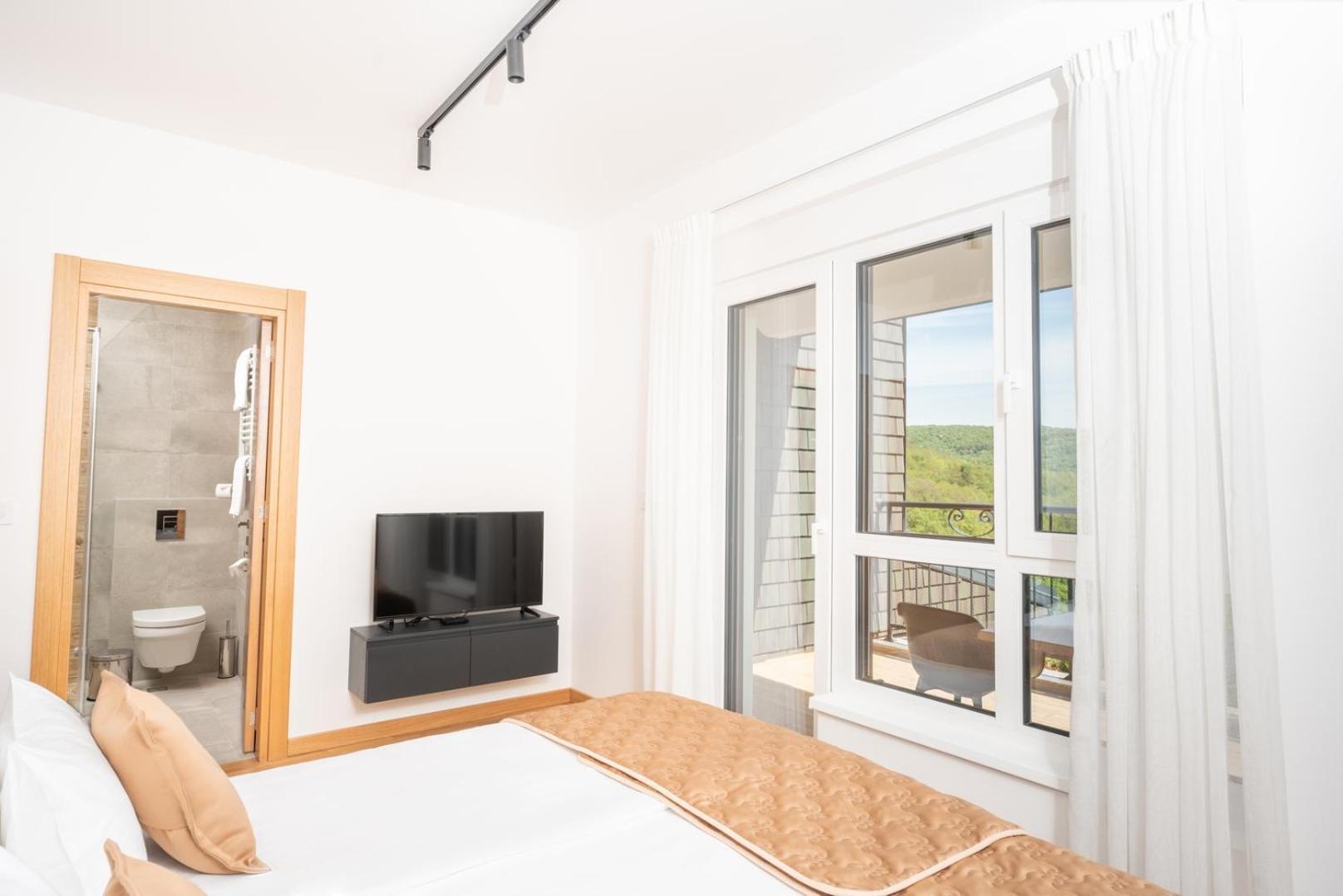 Fruske Residences Vrdnik Zimmer foto
